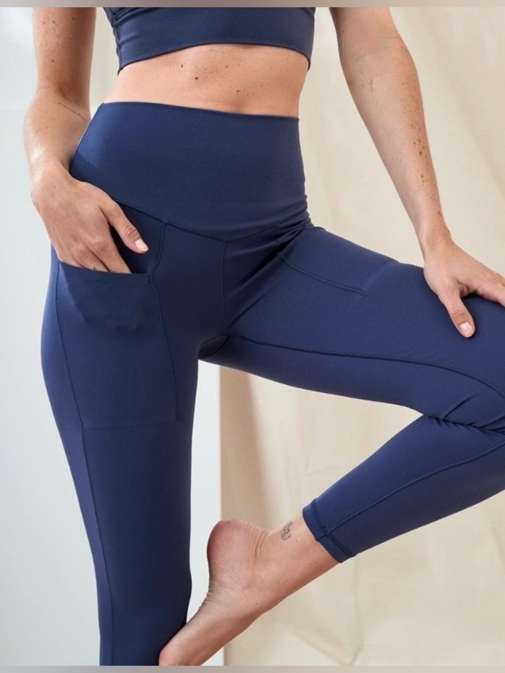 NWT AE Everything High waisted Pocket Legging Size L Navy Athleisure